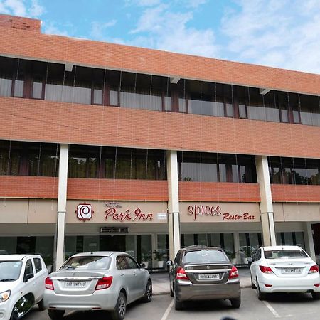Hotel Park Inn Chandigarh Exterior photo