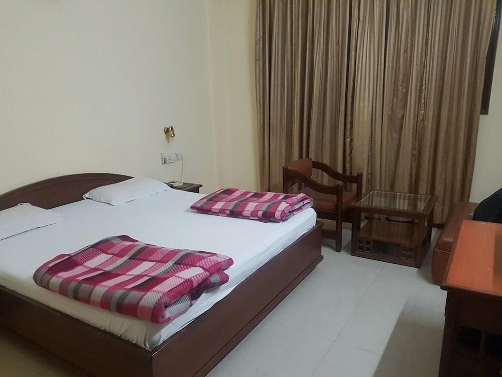 Hotel Park Inn Chandigarh Exterior photo
