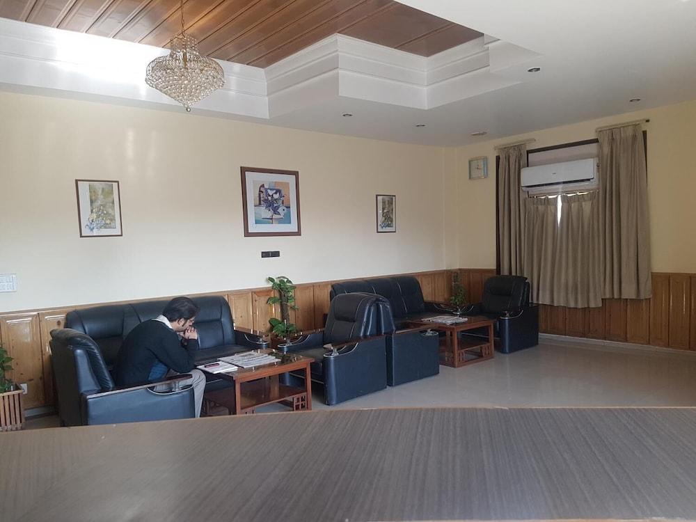 Hotel Park Inn Chandigarh Exterior photo