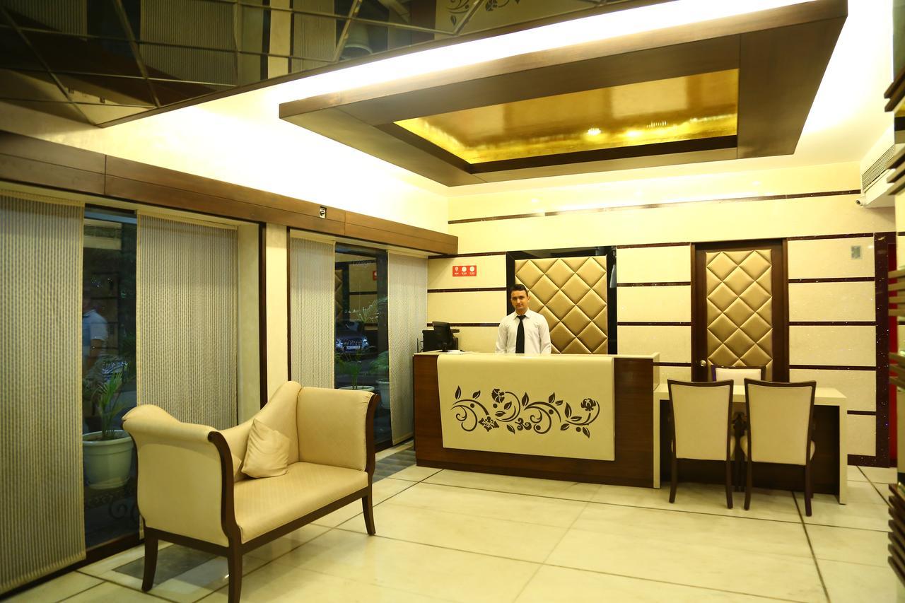 Hotel Park Inn Chandigarh Exterior photo