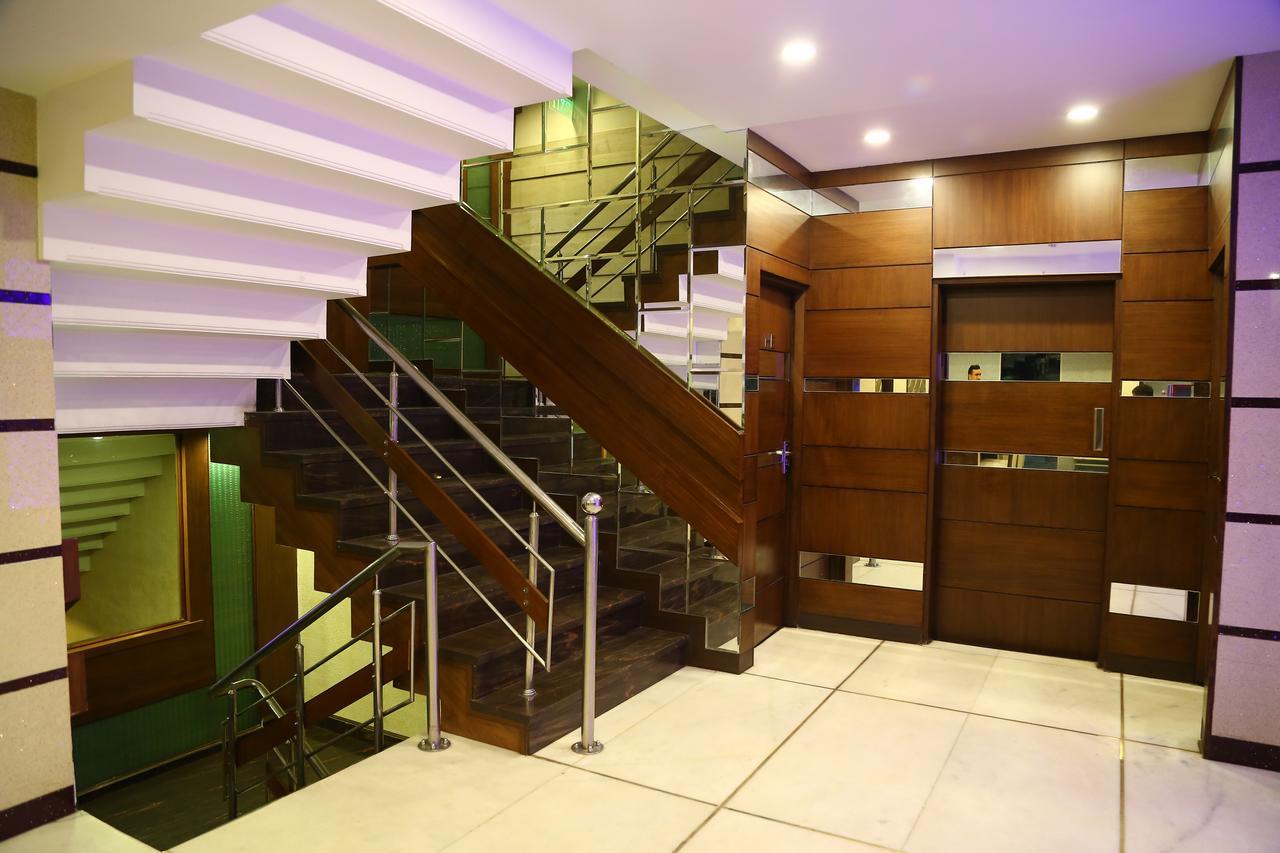Hotel Park Inn Chandigarh Exterior photo