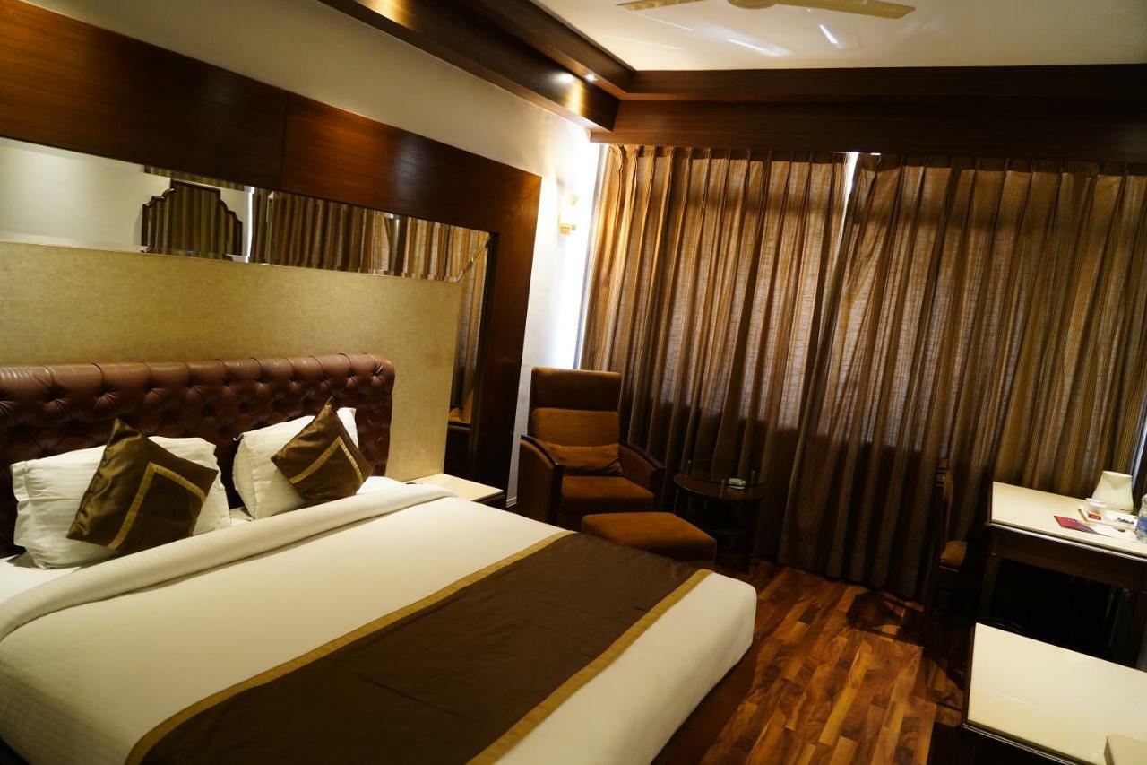 Hotel Park Inn Chandigarh Exterior photo