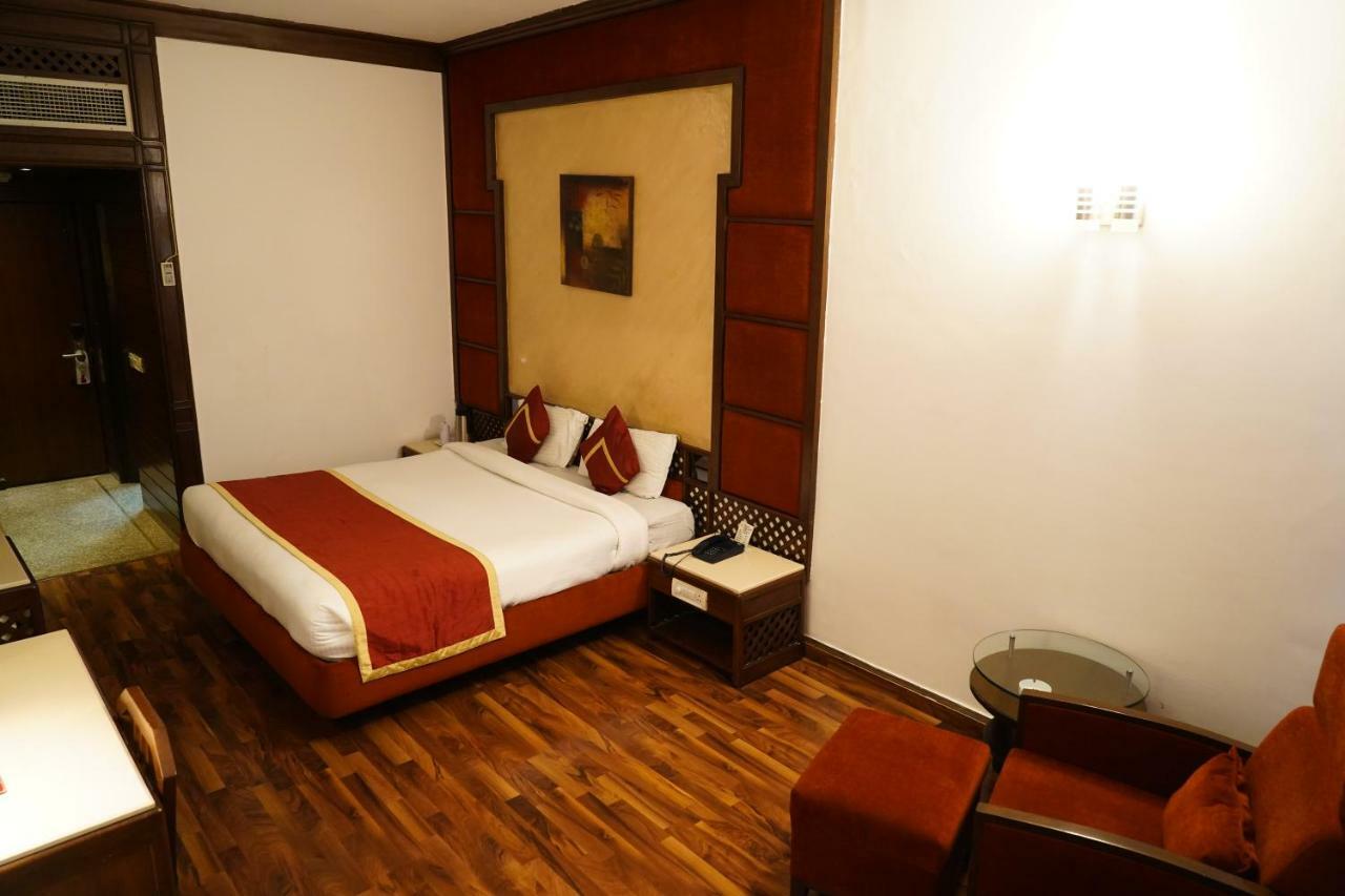 Hotel Park Inn Chandigarh Exterior photo